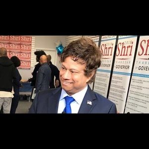 Meet your Posher, Emanuel